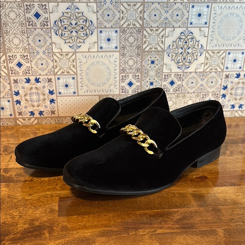 Black and Gold Slip-On Loafers with Chain Detail